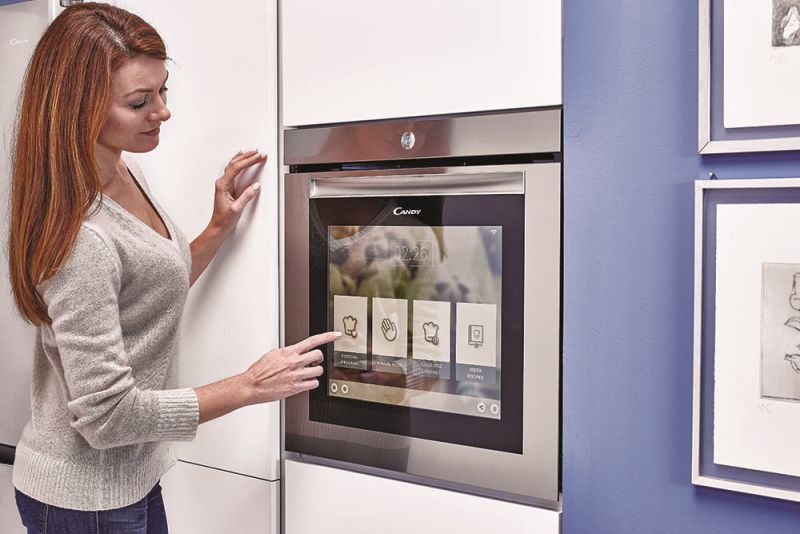 37-candy-watch-touch_oven-a.jpg