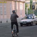 Vezetés közben tilos a mobil