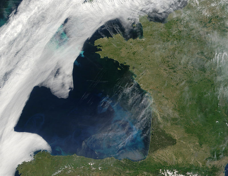 800px-bay_of_biscay_from_terra_2001-05-28.jpg