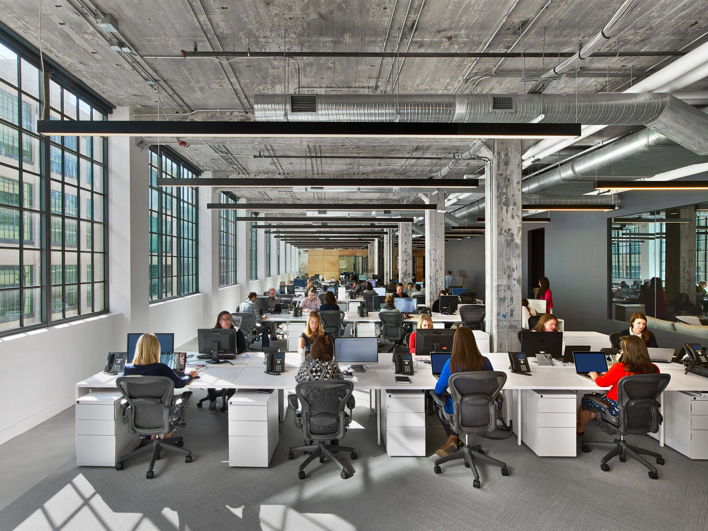 mullen-lowe-offices-tpg-architecture-interiors-north-carolina-usa_dezeen_2364_col_12.jpg