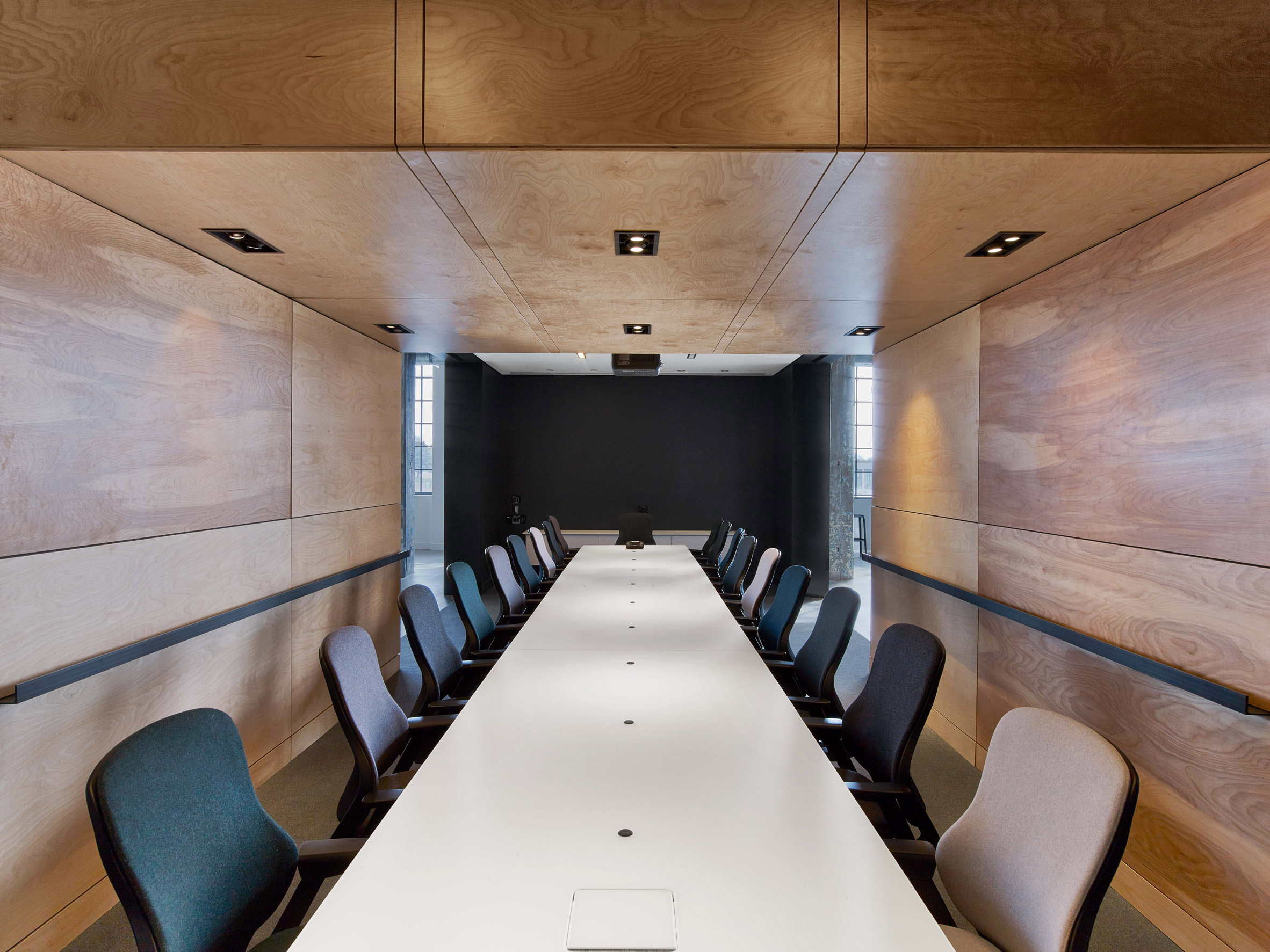 mullen-lowe-offices-tpg-architecture-interiors-north-carolina-usa_dezeen_2364_col_28.jpg