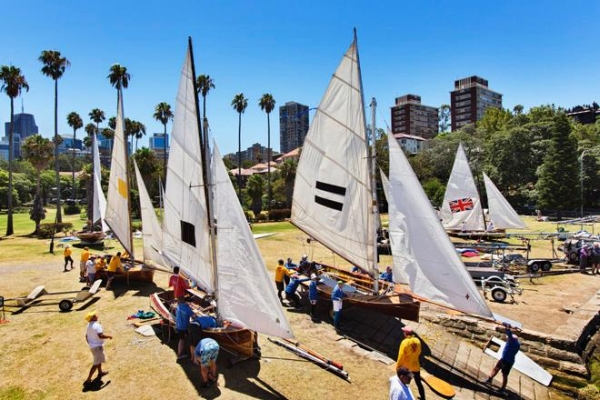 HistoricSkiffs2014_0118_08.jpg