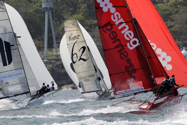 Aus18footers_2014champ_race2_03.jpg