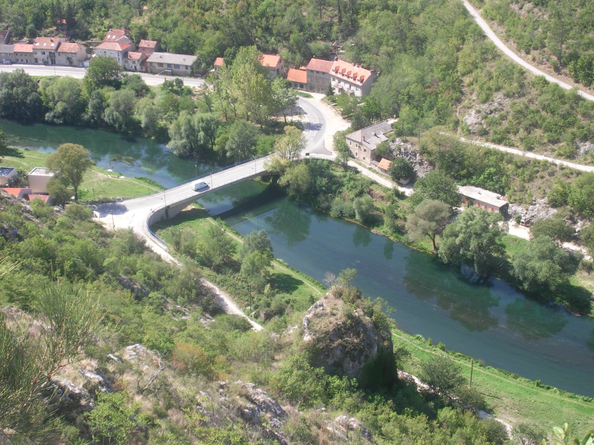 Krka folyó Knin.jpg