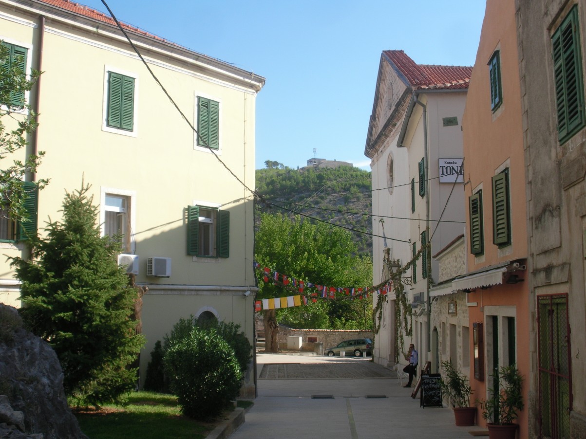 Skradin utcarészlet.jpg