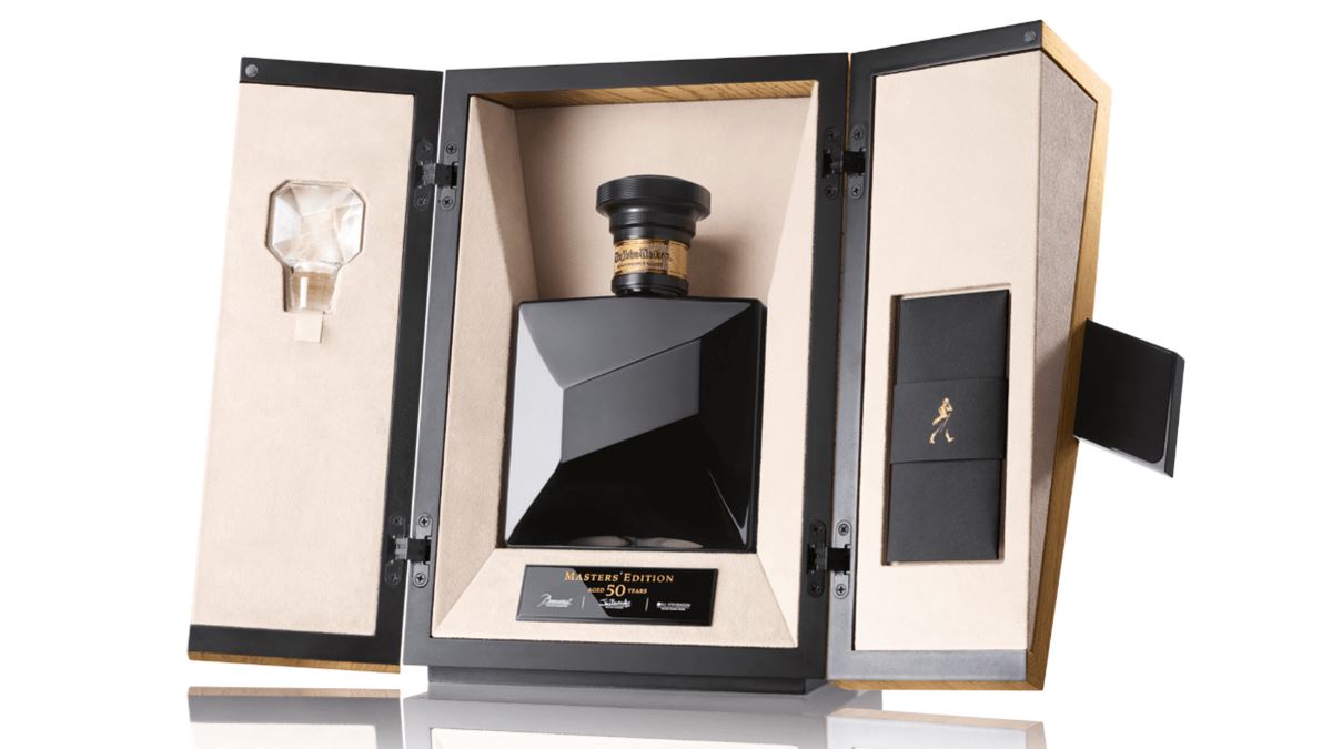 john-walker-master-s-edition-bottle-and-box-2-min.jpg