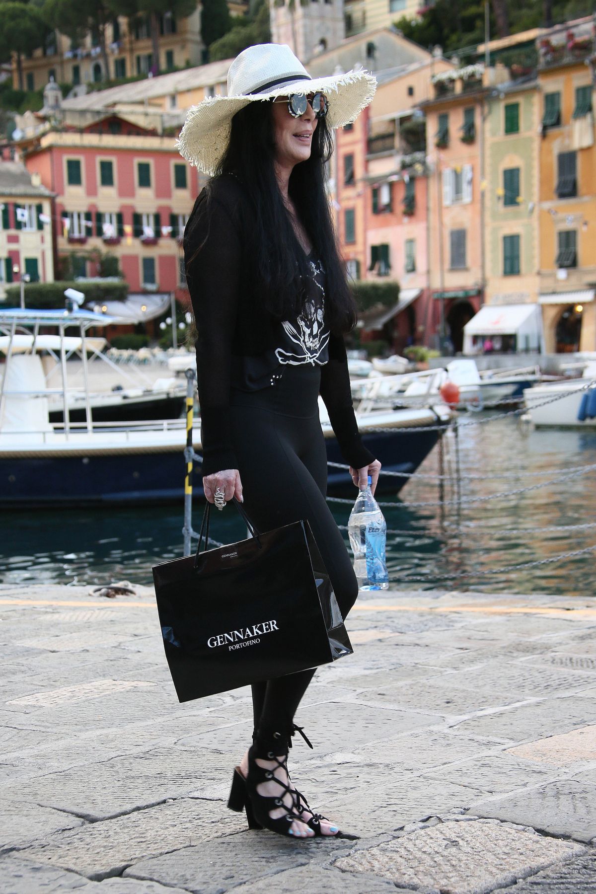 cher-out-with-her-friends-in-portofino-06-21-2016_6.jpg