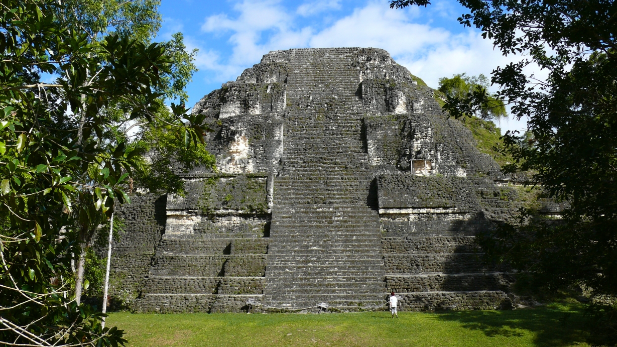 Tikal, Elveszett Világ.jpg