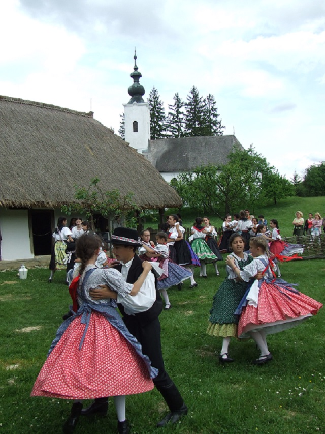 kaposvar_es_a_zselic_videke_tdm_egyesulet_szennai_skanzen.jpg