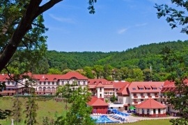 erzsebetparkhotel.jpg