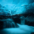 A Mendenhall gleccser jégbarlangjai