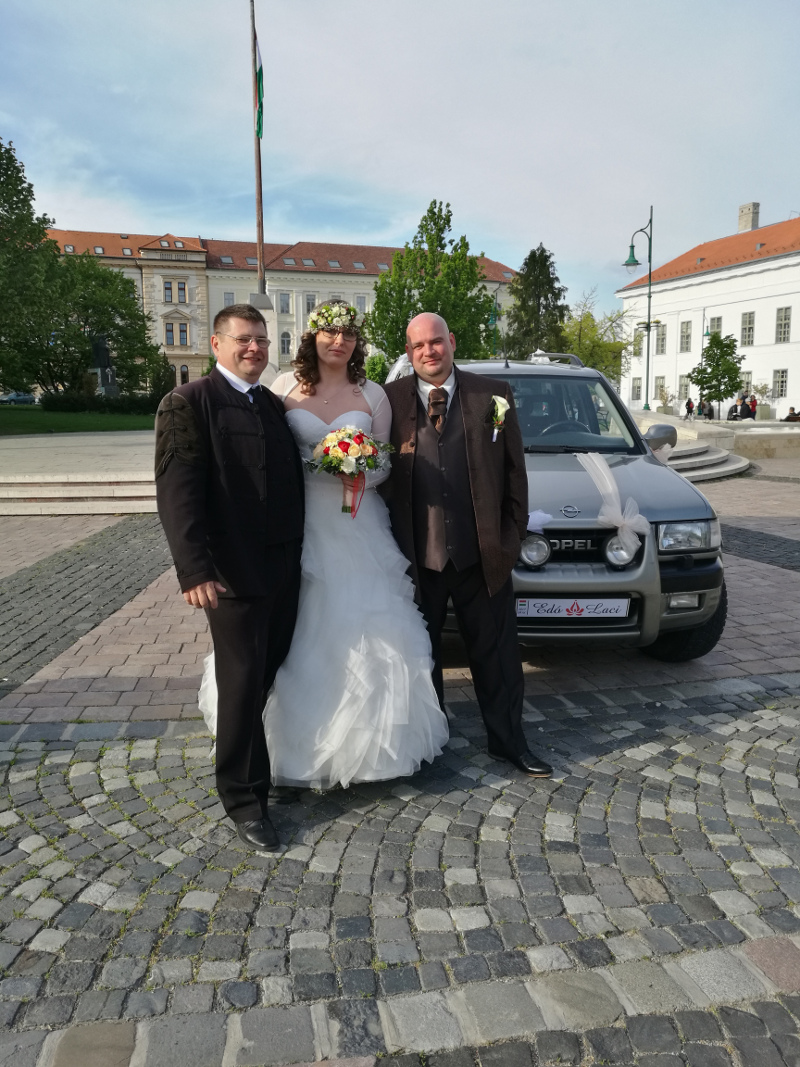 eskuvo_20170416_1.jpg