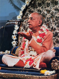 Srila_Prabhupada_class_10.jpg