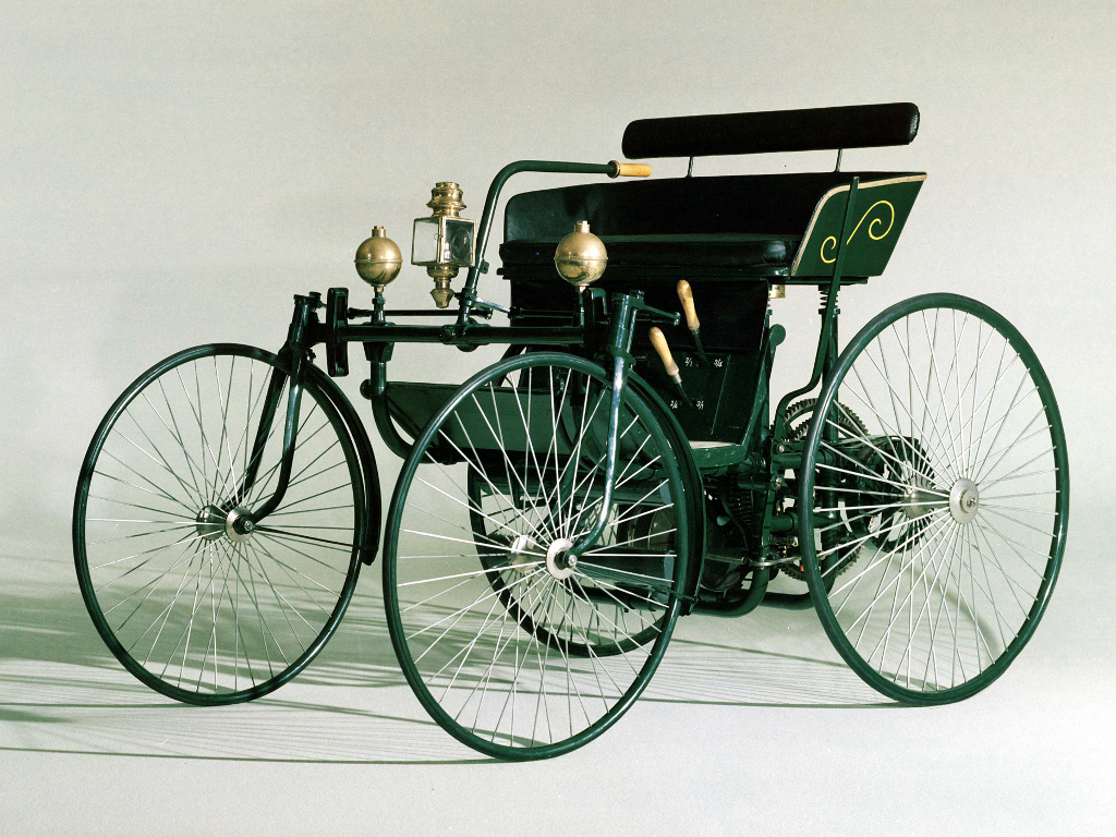 1889-daimler-2.jpg