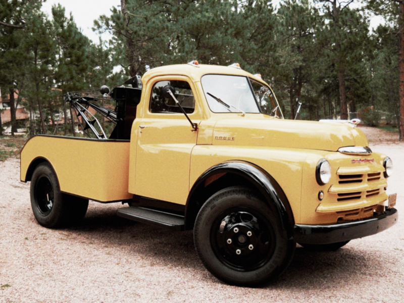 1949_dodge_job-rated_tow_truck.jpg