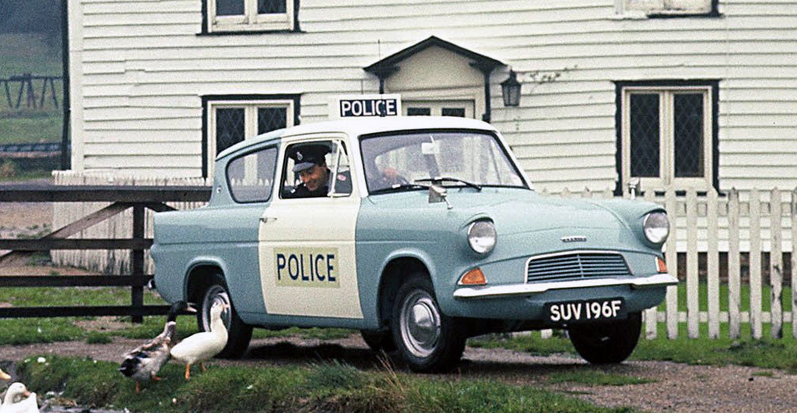 1966_ford_anglia.jpg