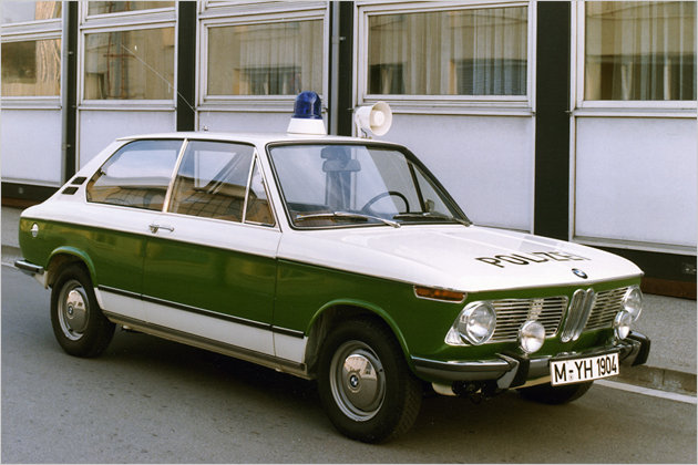 1974_bmw_2002.jpg