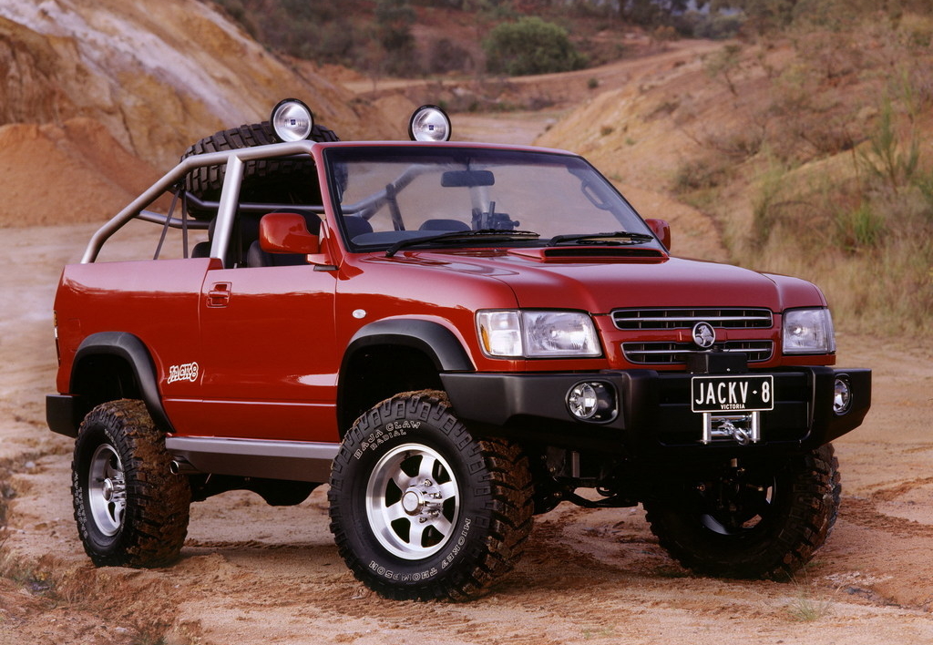 holden_jack8_concept_2001.jpg