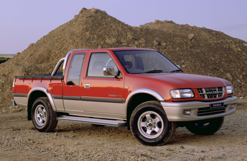 holden_rodeo_lt_sport_space_cab_2000_03.jpg