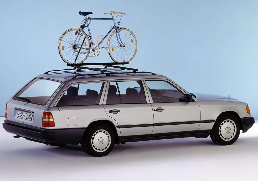 mercedes-benz_e-klasse_estate_s124_1985_93.jpg