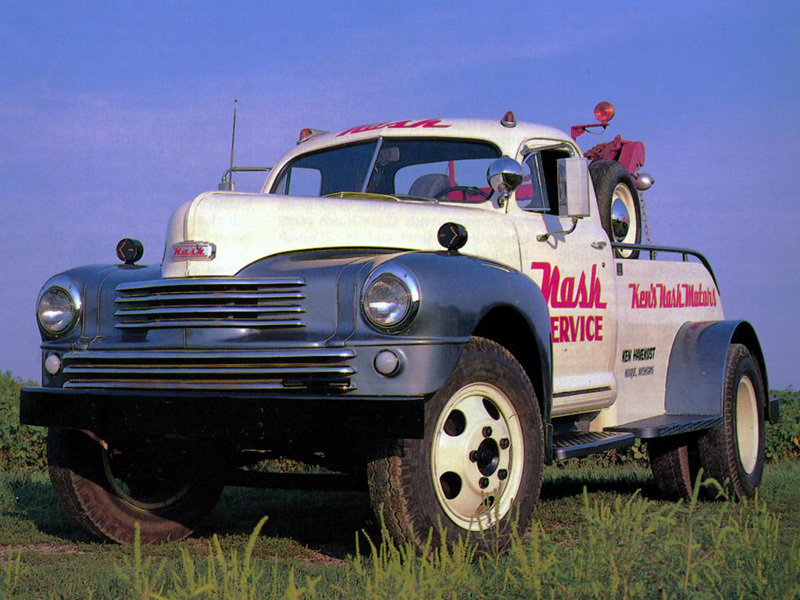 nash_model_3148_tow_truck_1948.jpg