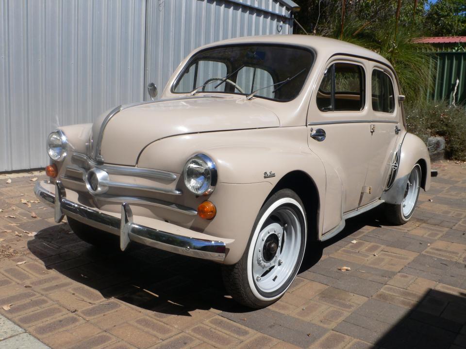 renault_4cv_1955.jpg