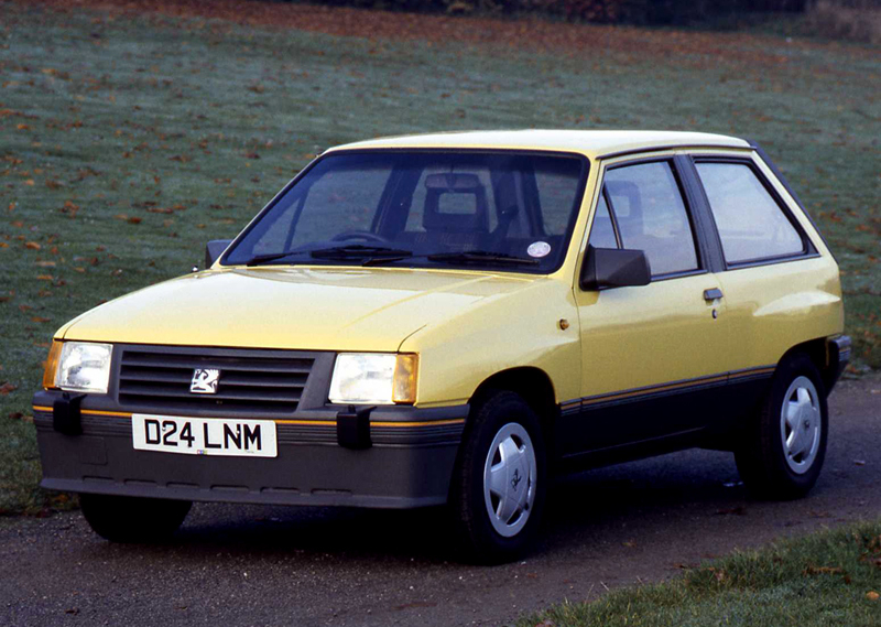 vauxhall_nova_sr_1983_88.jpg