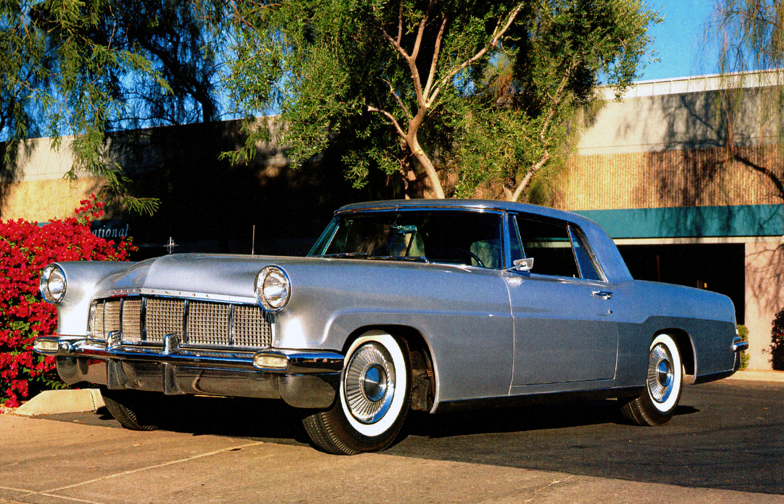 1957_continental_mark_ii_-2.jpeg