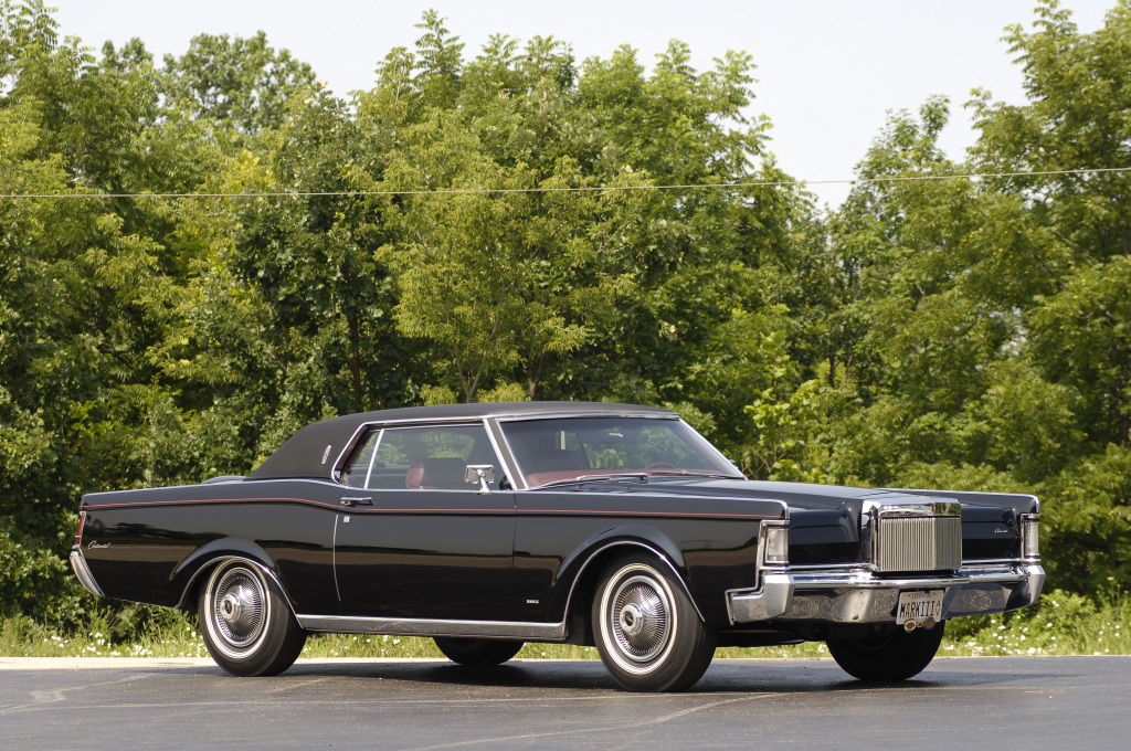 1968_69_lincoln_continental_mark_iii.jpg