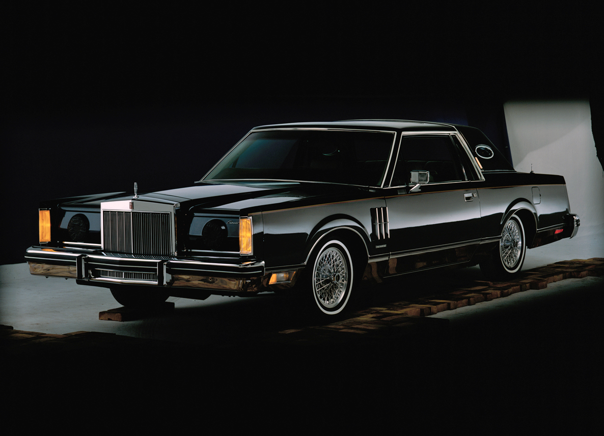 1980_81_lincoln_continental_mark_vi_coupe.jpeg