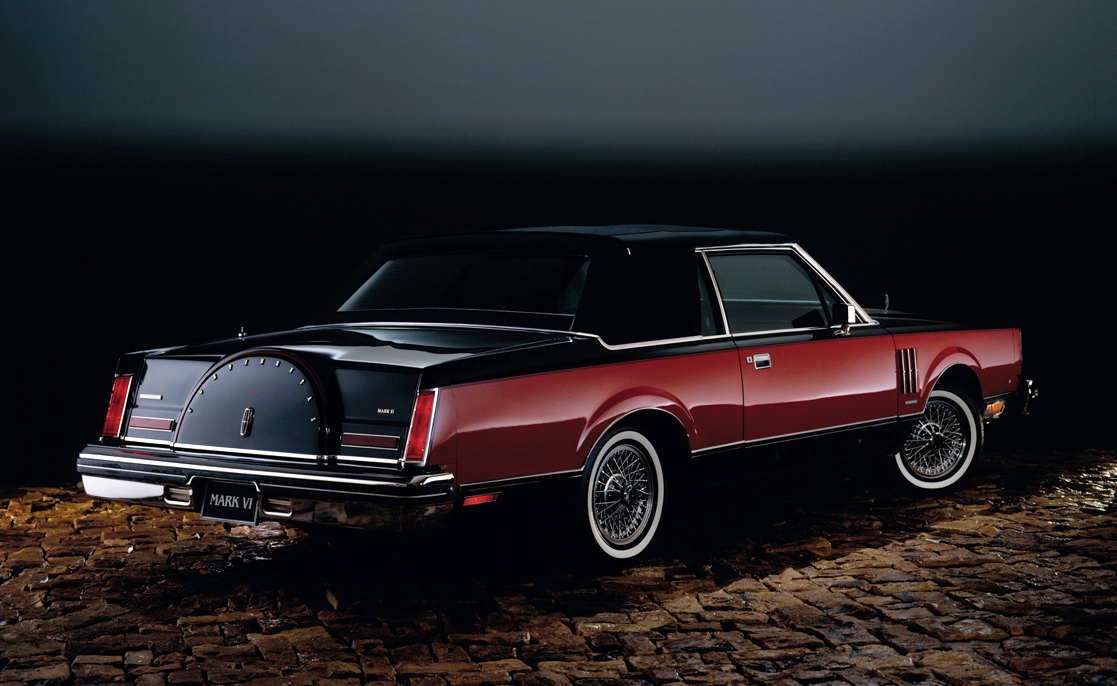 1982_lincoln_continental_mark_vi_bill_blass_designer_series_coupe.jpeg