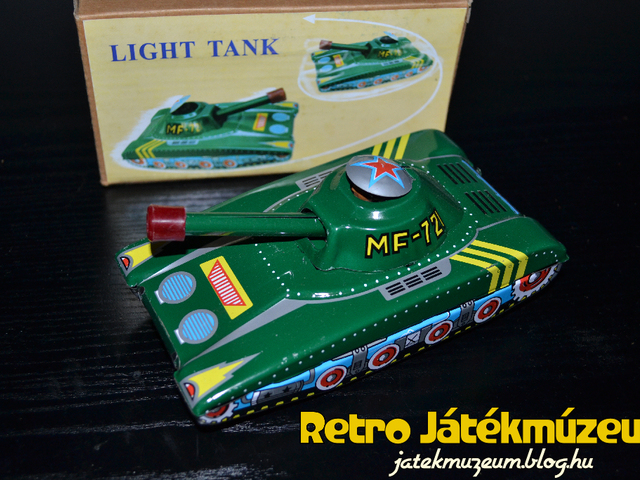 MF 721 kínai lendkerekes lemeztank