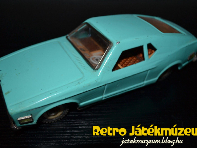 Lendkerekes MF-198 Friction Sedan