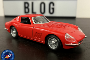 Ferrari 250 GTO kisautó