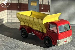Matchbox Grit-Spreading Truck