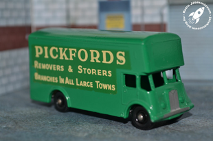 Matchbox Pickford Removal Van