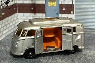 Matchbox Volkswagen Camper 34-D