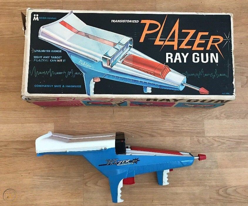 vintage-1966-mpc-plazer-ray-gun_1_54c2a3f76cbd777de898cc31b62be45a.jpg