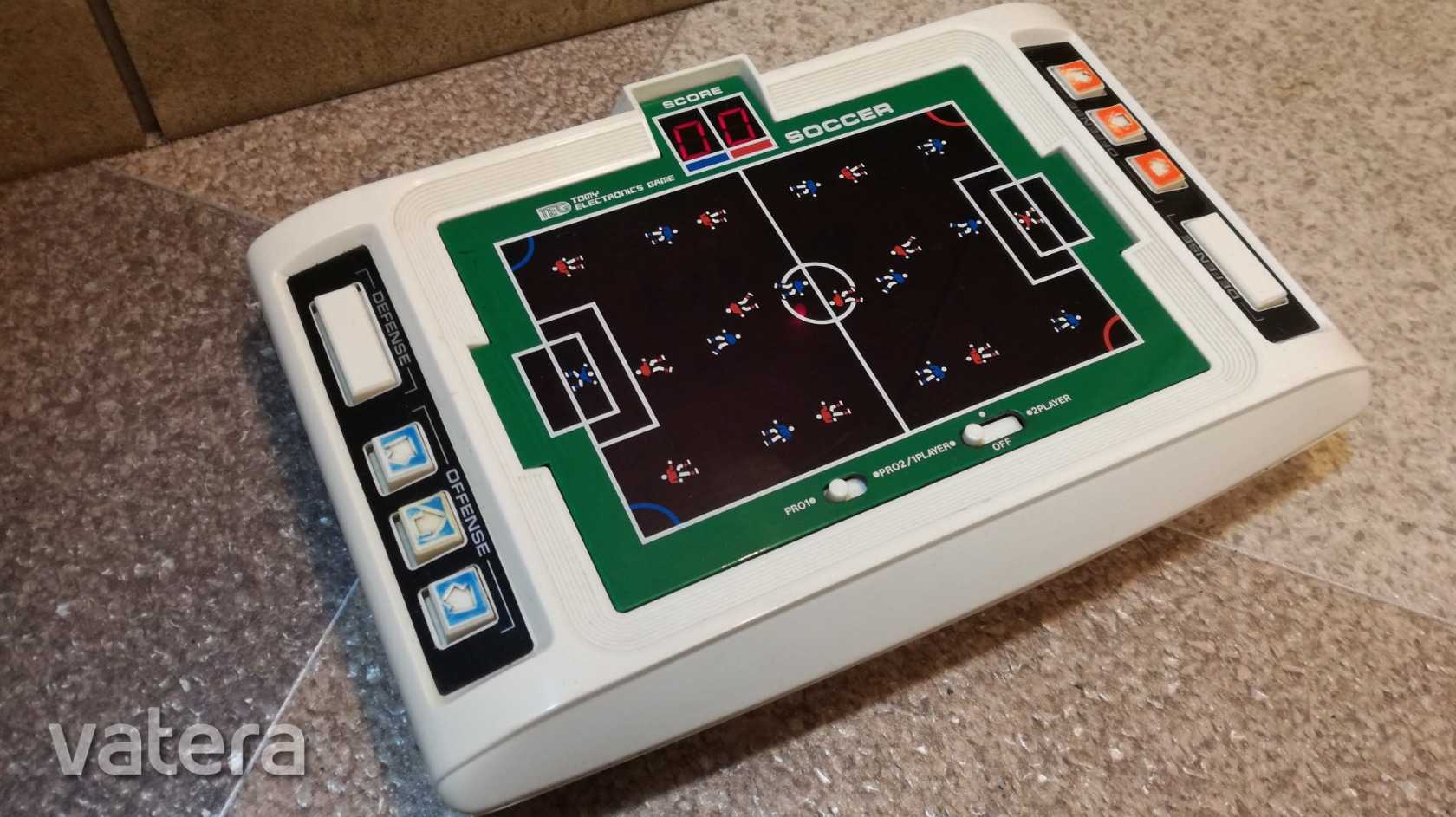 tomy-electronics-game-soccer-1977-mukodik-retro-elektronikus-foci-jatek-4cca_4_big.jpg
