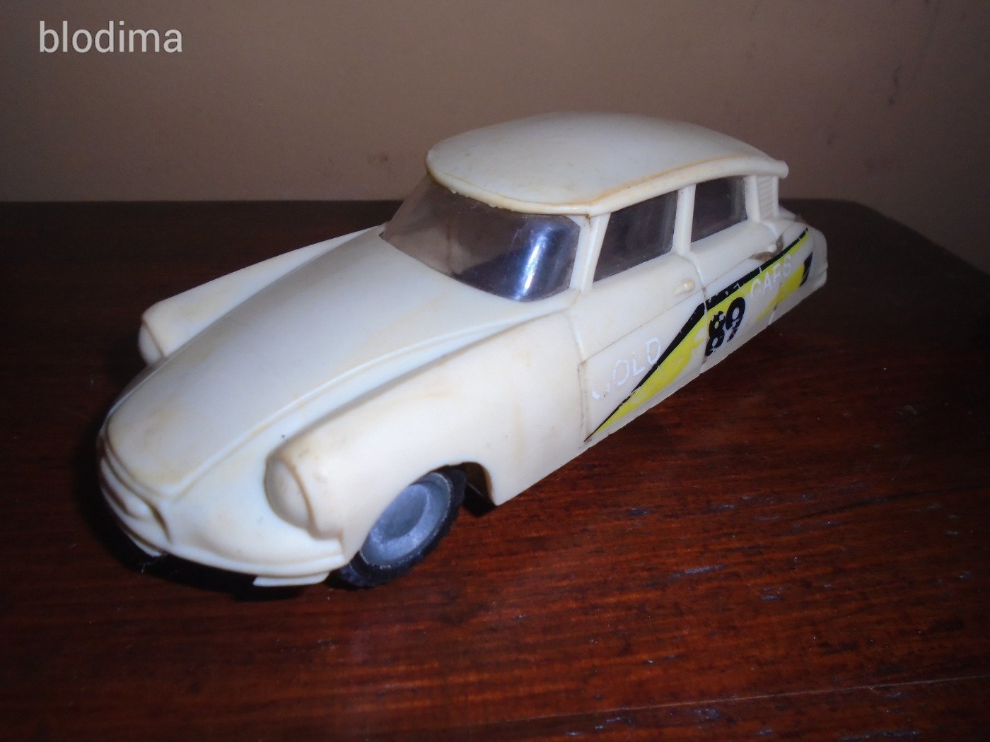 lemezarugyari-lendkerekes-citroen-59ac_1_big.jpg