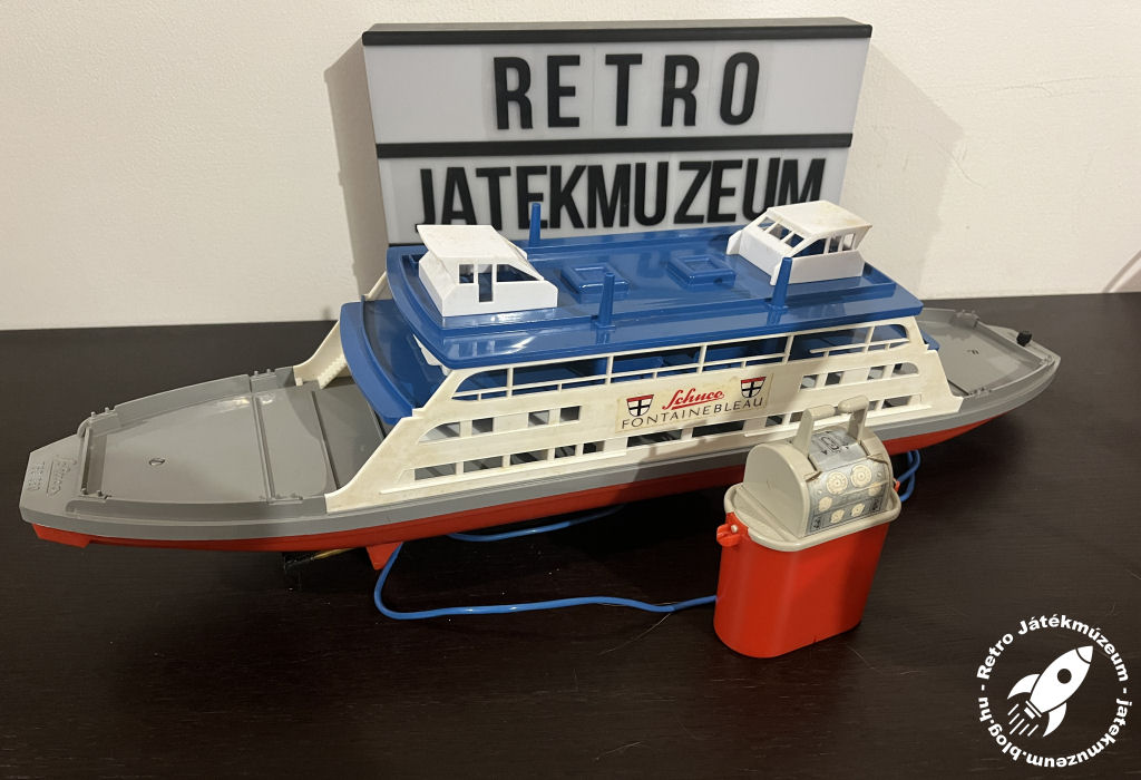schucoboat_1.JPG
