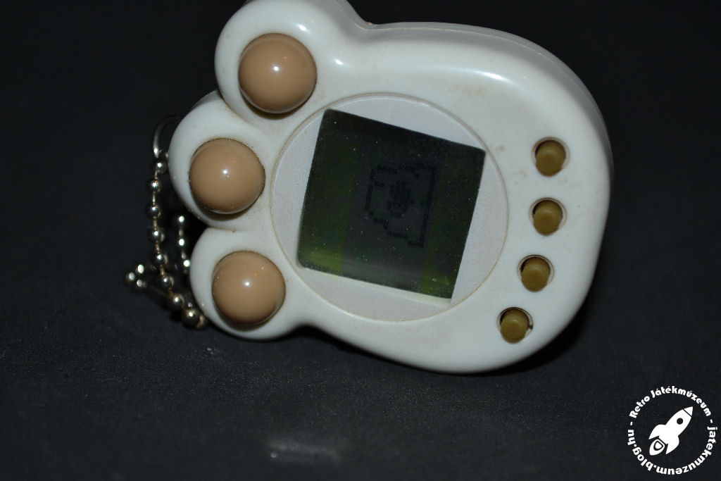 tamagotchi_4.JPG