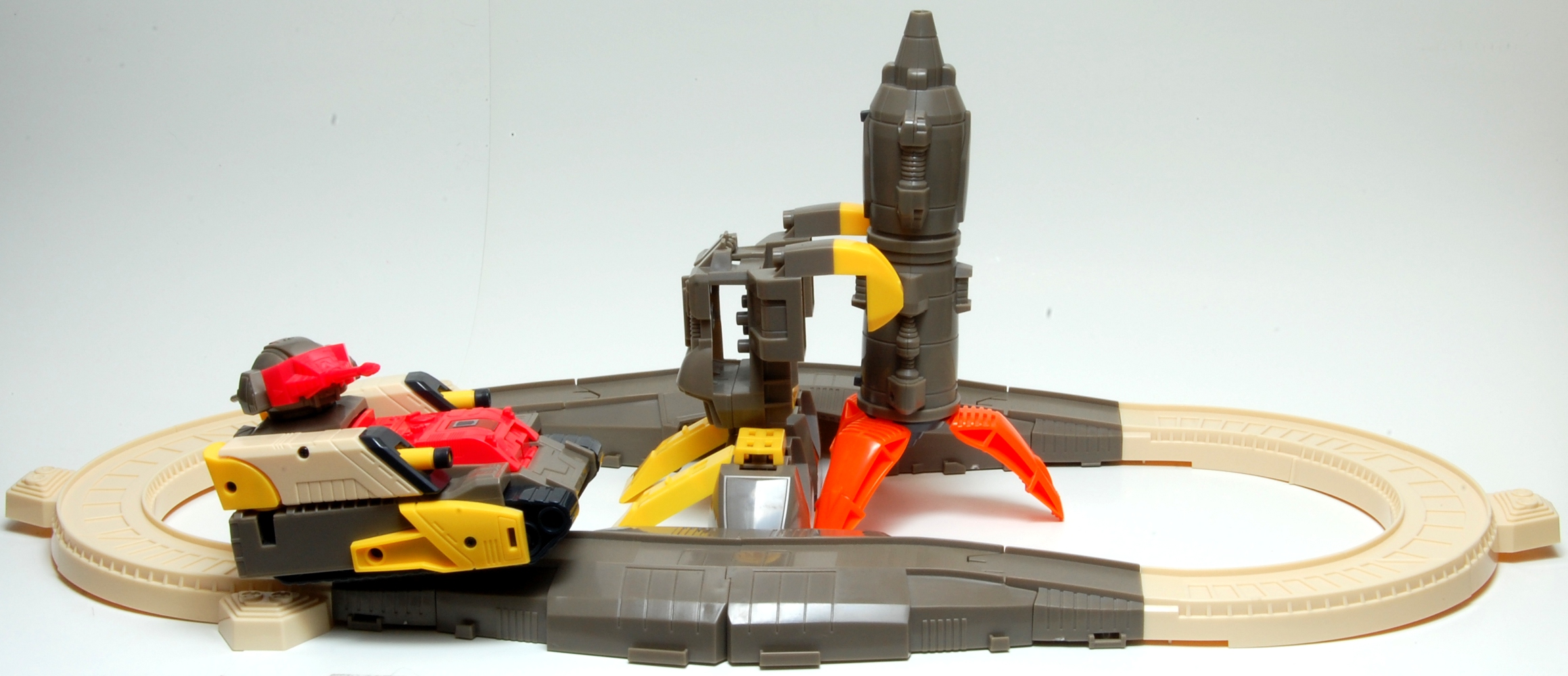 omega-supreme-g1-alt_1.jpg