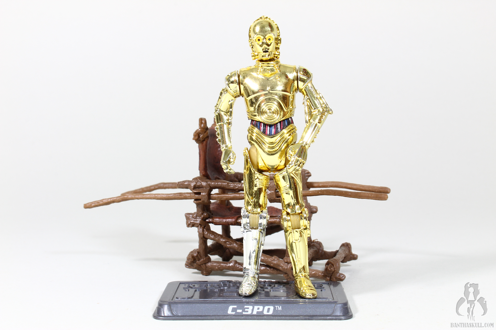 tsc_042_c-3po_with_ewok_throne_17.jpg