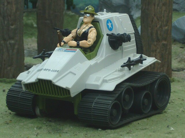 3163378-1986_gijoe_triple_t_complete_with_sgt_slaughter.jpg