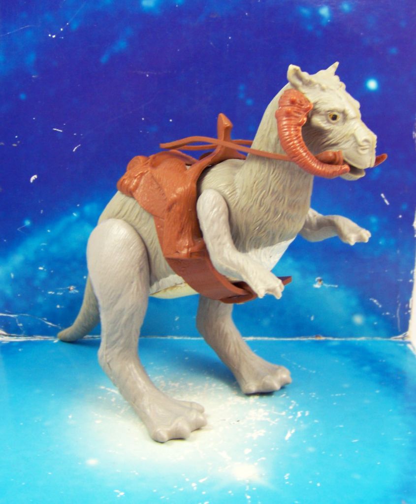 star-wars--empire-strikes-back--1980---kenner---tauntaun--open-belly--loose-p-image-322350-grande.jpg