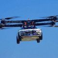 Hatalmas drónpropellerekkel repül az elektromos autó