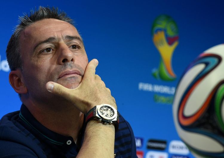 653823-portugal-s-coach-paulo-bento-gives-a-press-conference-at-arena-fonte-nova-in-salvador-on-june-15-201.jpg