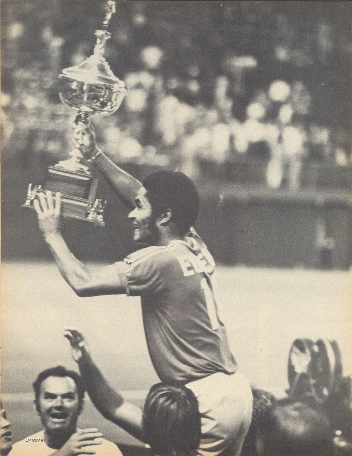 Metros-Croatia 76 Road Back Eusebio.jpg