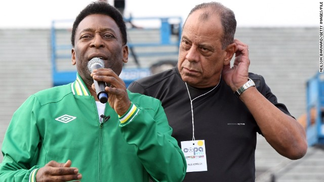 f540f_8ec87_130802114159-cosmos-pele-carlos-alberto-horizontal-gallery.jpg